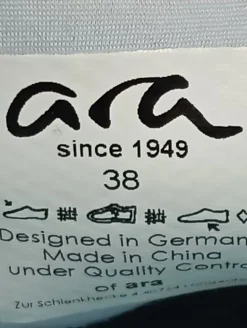 Schlüpfsneaker Größe 38