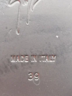 Schlüpf-Stiefeletten Größe 39