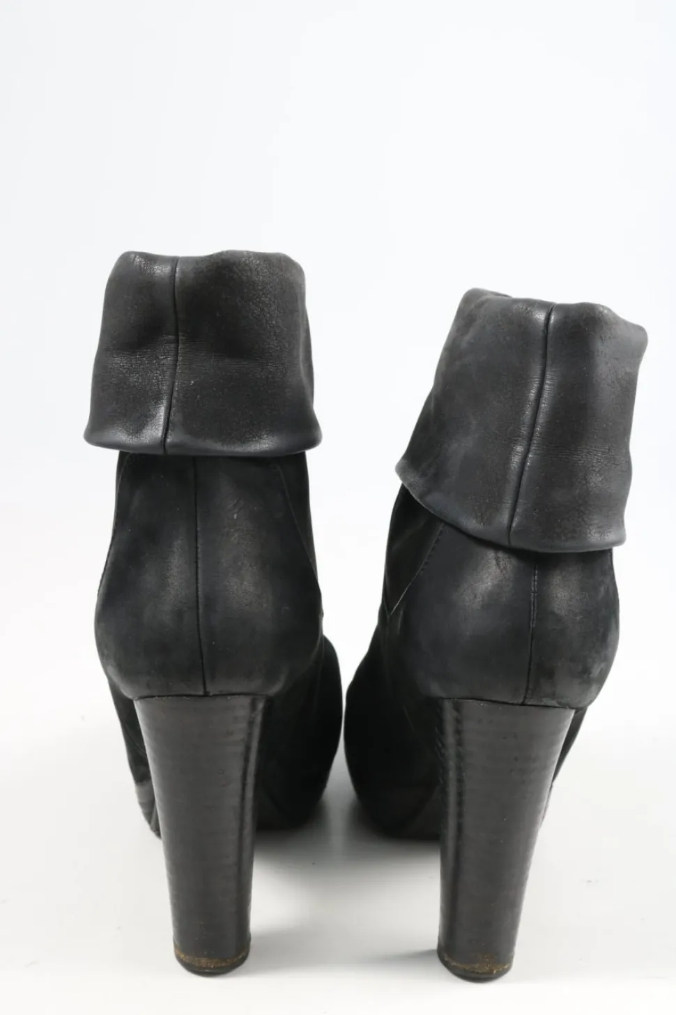 Schlüpf-Stiefeletten Größe 37