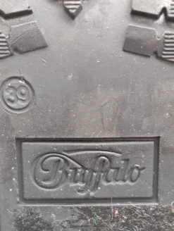 Schlüpf-Stiefeletten Größe 39