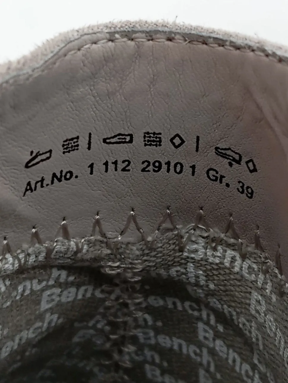 Schlüpf-Stiefeletten Größe 39