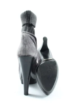 Schlüpf-Stiefeletten Größe 40