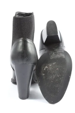 Schlüpf-Stiefeletten Größe 38