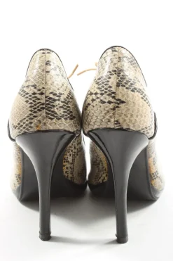 Schnür-Pumps Größe 38,5