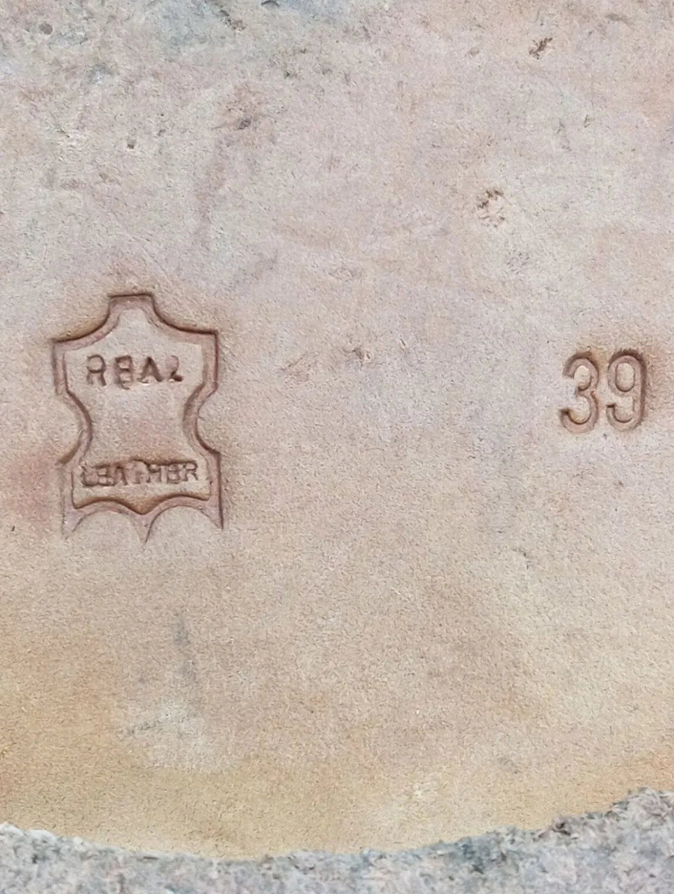 Schnürschuhe Größe 39