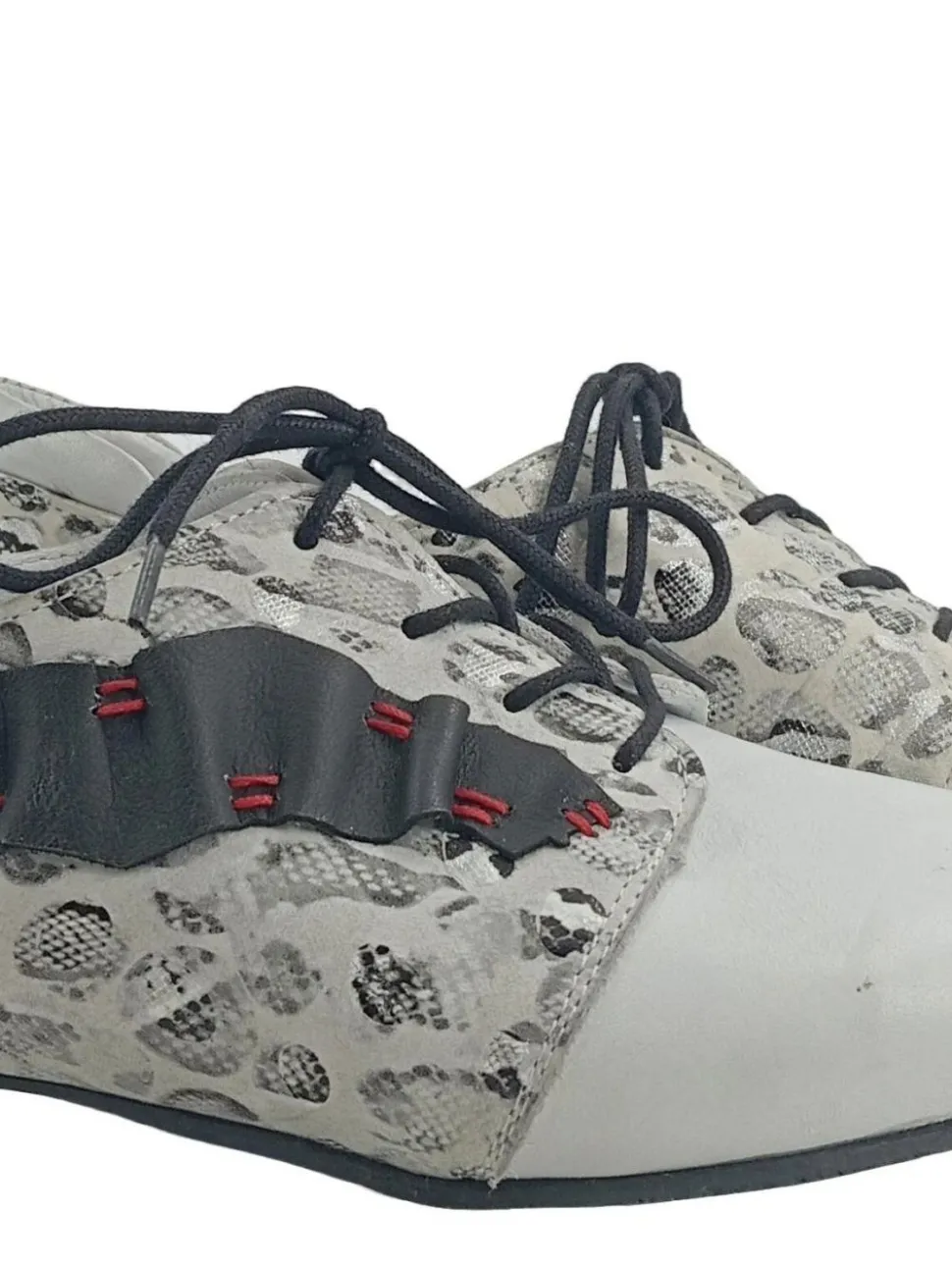 Schnürschuhe Größe 36