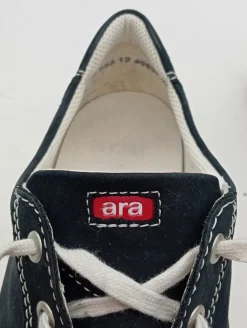 Schnürschuhe Größe 42