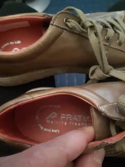 Schnürschuhe Größe 38