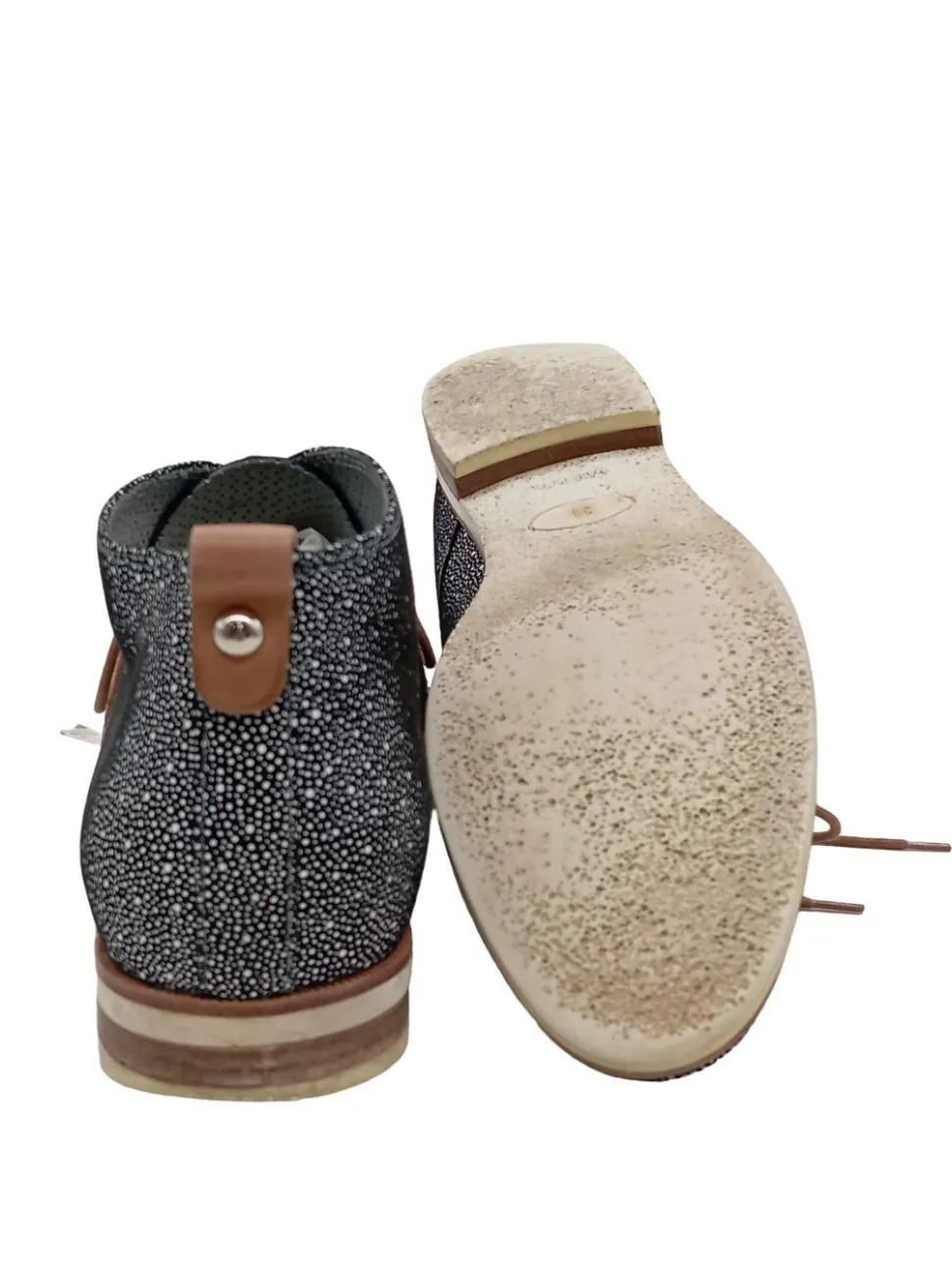 Schnürschuhe Größe 39