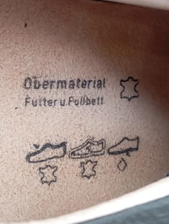 Schnürschuhe Größe 42