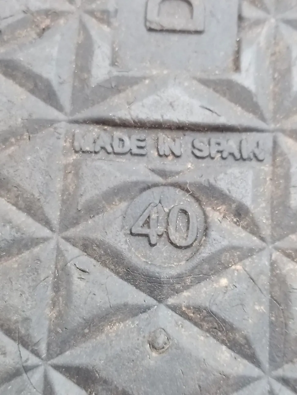 Schnürschuhe Größe 40