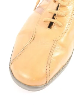 Schnürschuhe Größe 38