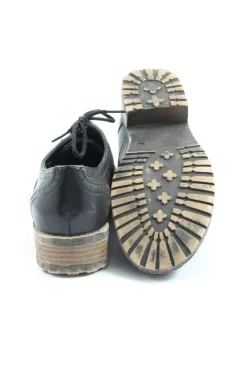 Schnürschuhe Größe 37