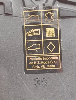 Schnürschuhe Größe 39