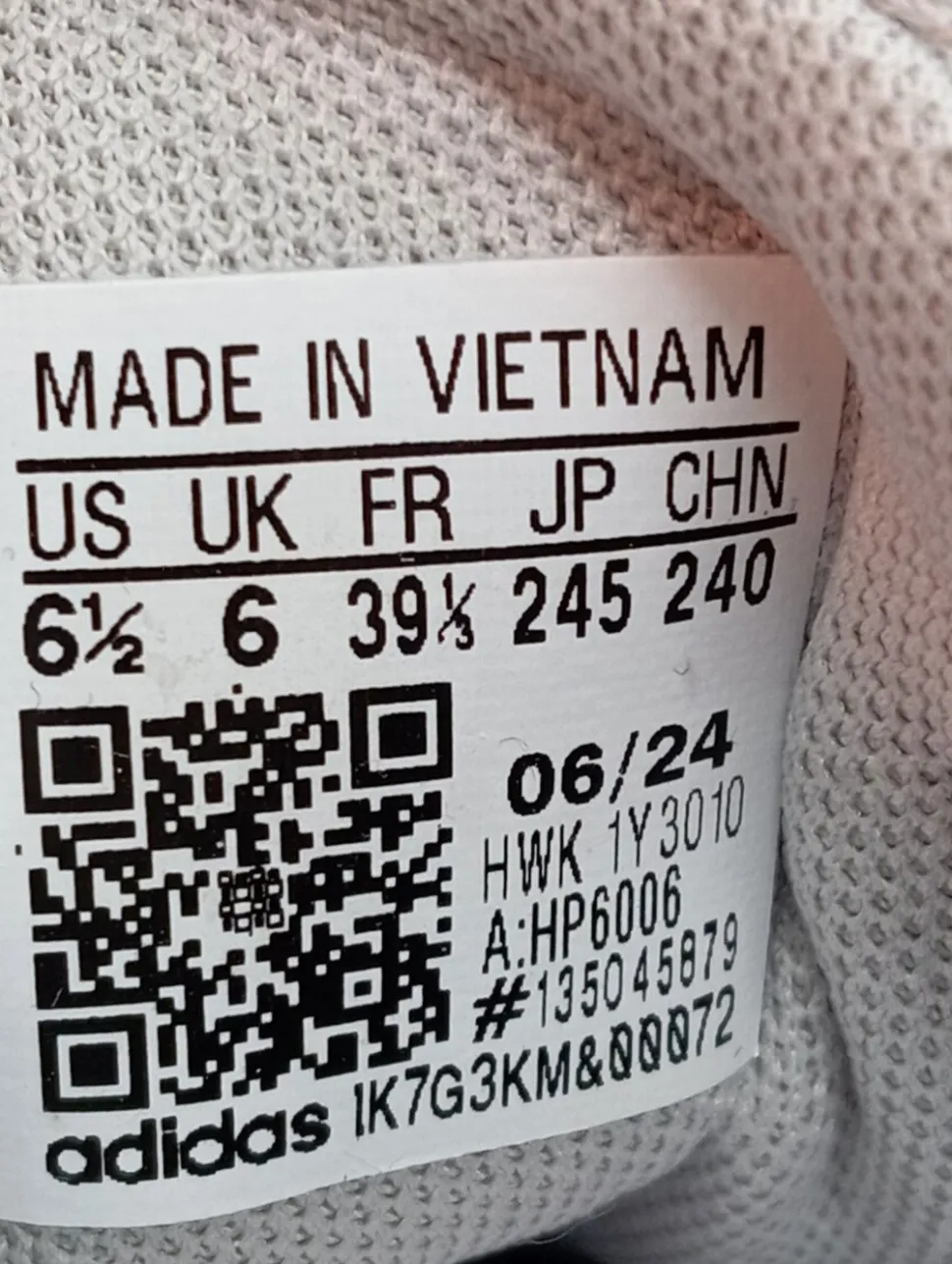 Schnürsneaker Größe 39