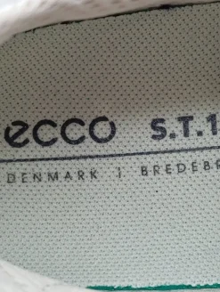 Schnürsneaker Größe 37