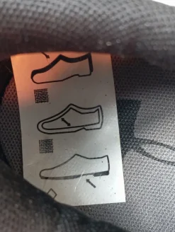 Schnürsneaker Größe 40