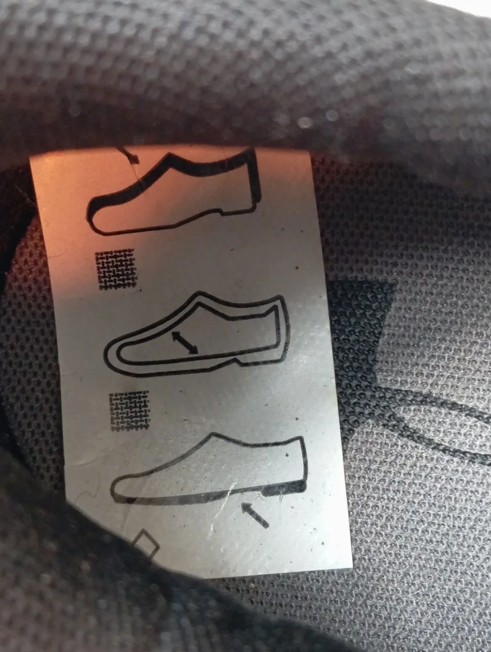 Schnürsneaker Größe 40