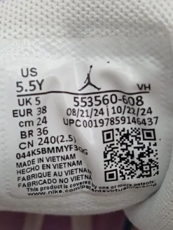 Schnürsneaker Größe 38