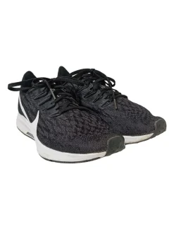 Schnürsneaker Größe 39