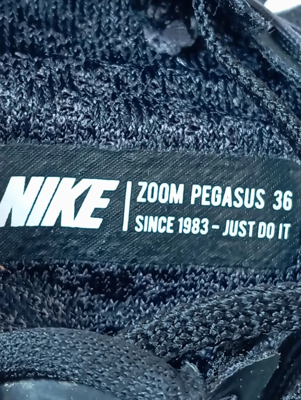 Schnürsneaker Größe 39