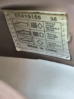 Schnürsneaker Größe 38