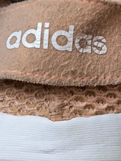 Schnürsneaker Größe 37