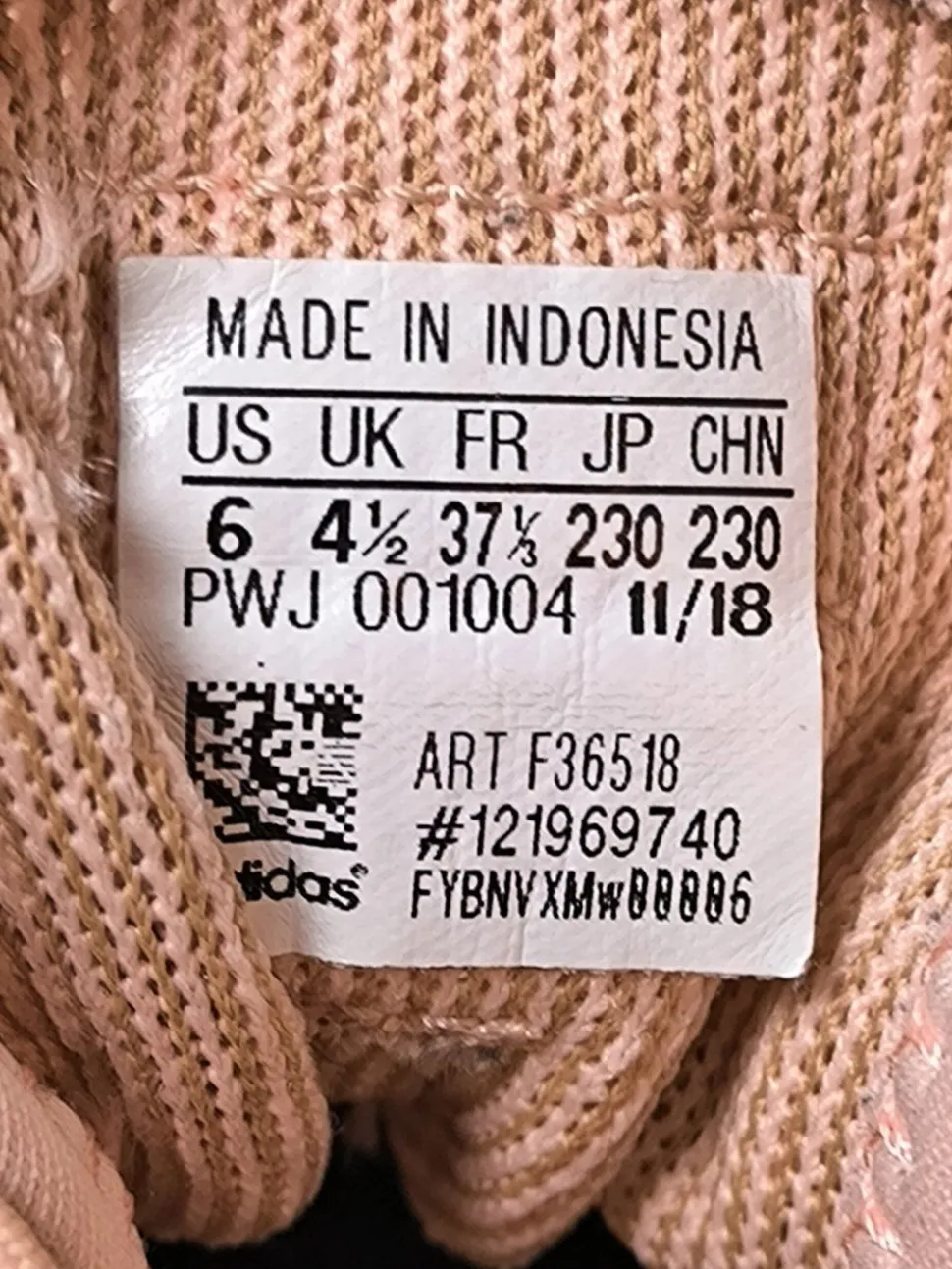 Schnürsneaker Größe 37