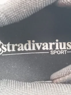 Schnürsneaker Größe 39