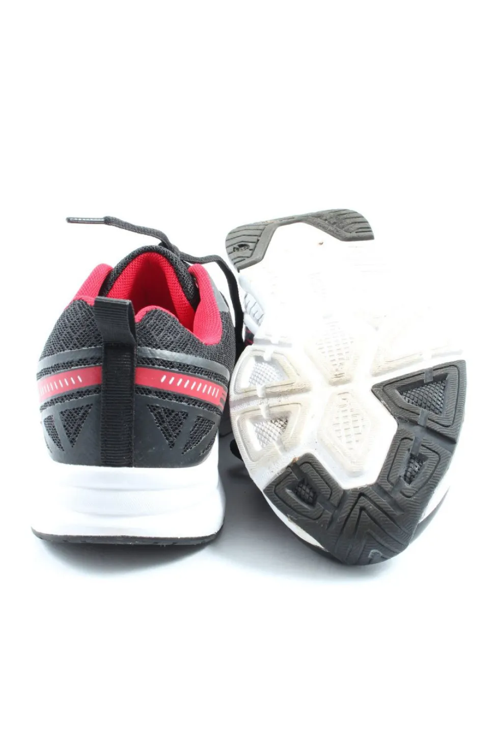 Schnürsneaker Größe 38