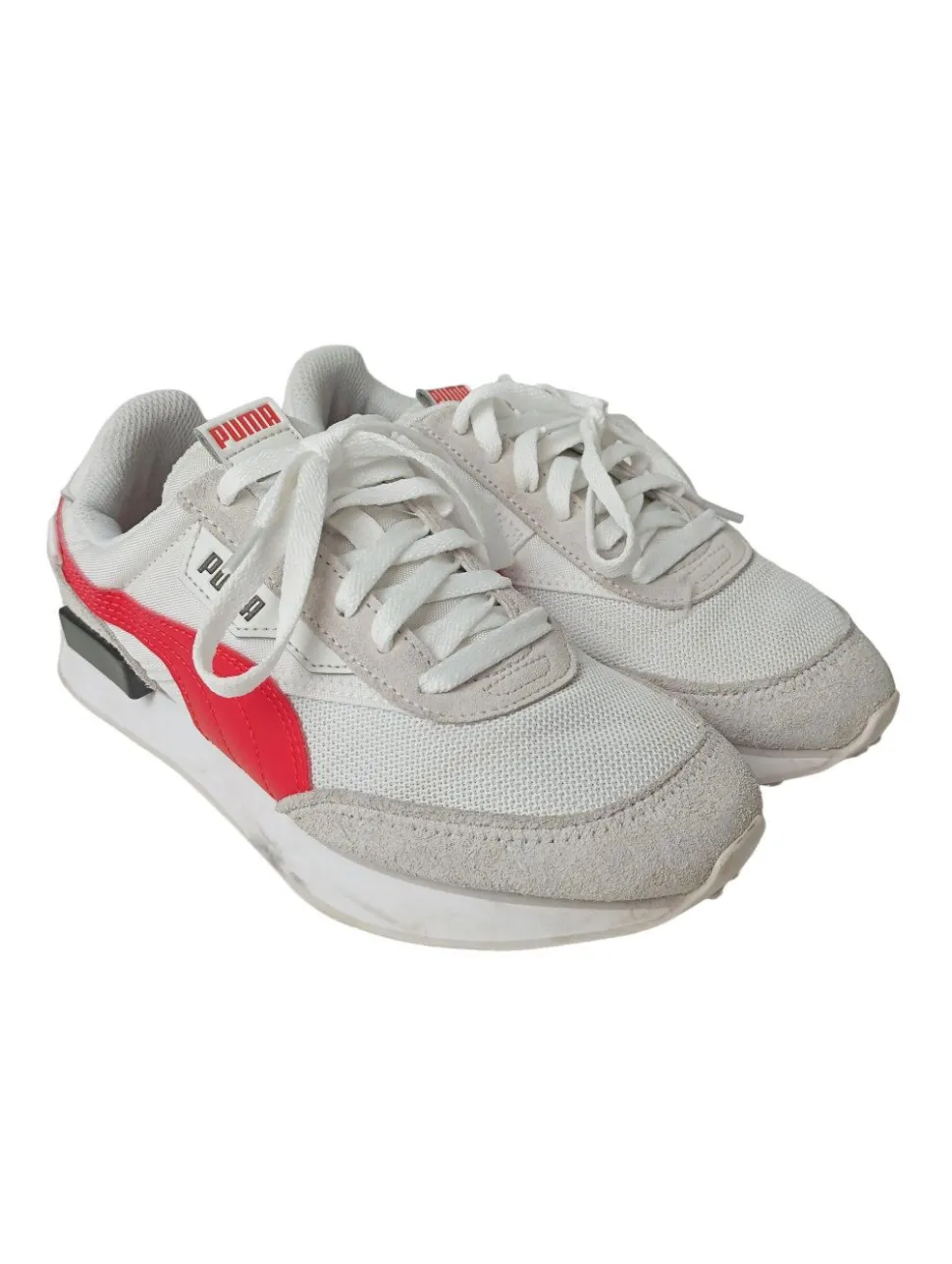 Schnürsneaker Größe 37,5