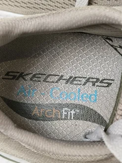 Schnürsneaker Größe 42