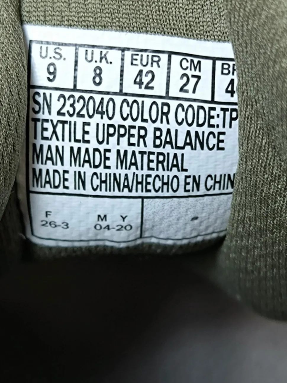 Schnürsneaker Größe 42