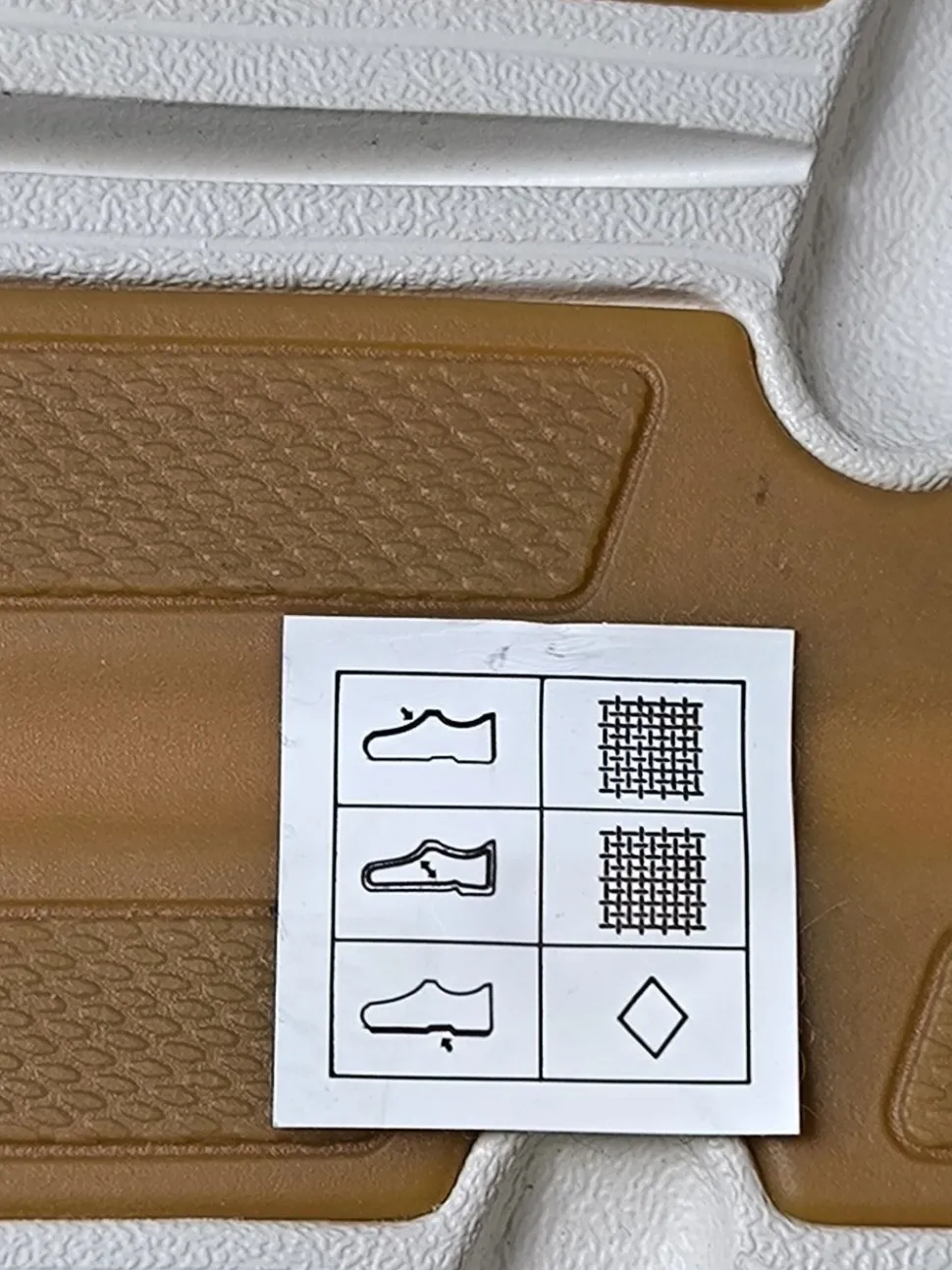 Schnürsneaker Größe 42