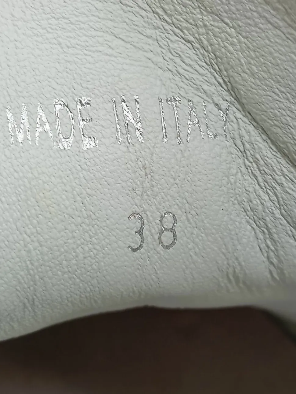 Schnürsneaker Größe 38