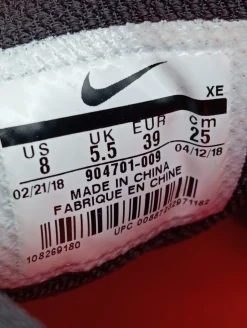 Schnürsneaker Größe 39