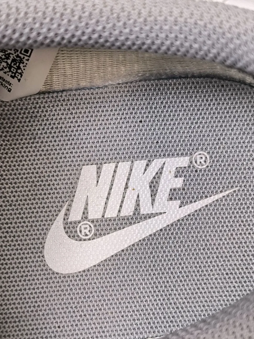 Schnürsneaker Größe 38,5