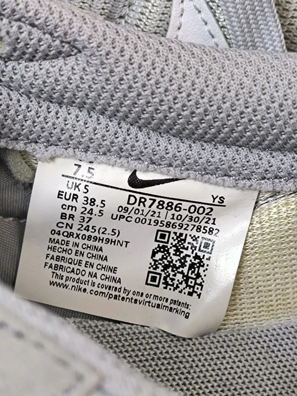 Schnürsneaker Größe 38,5