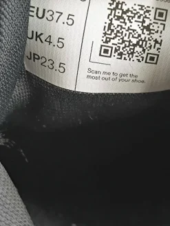 Schnürsneaker Größe 37,5