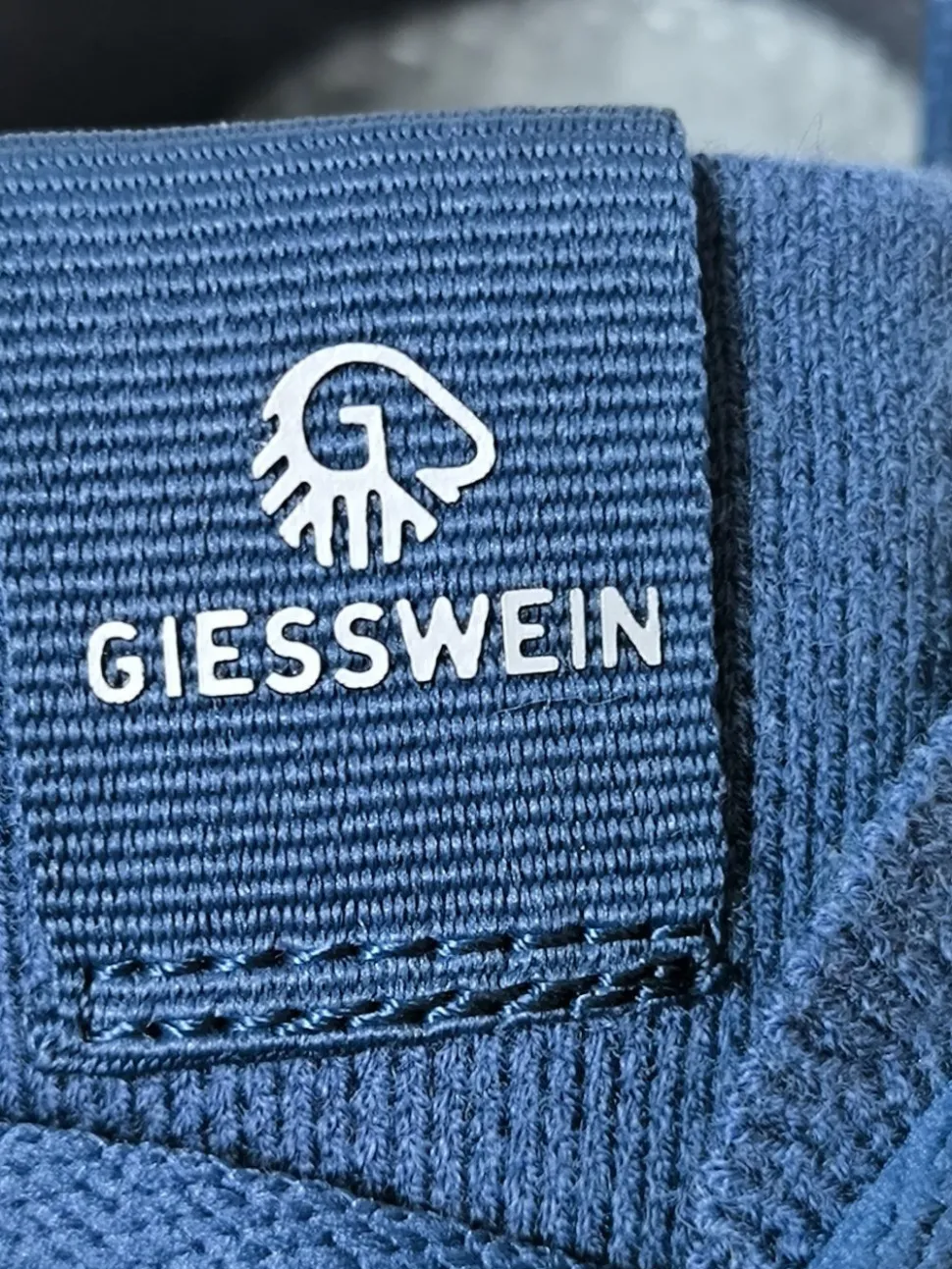 Schnürsneaker Größe 39