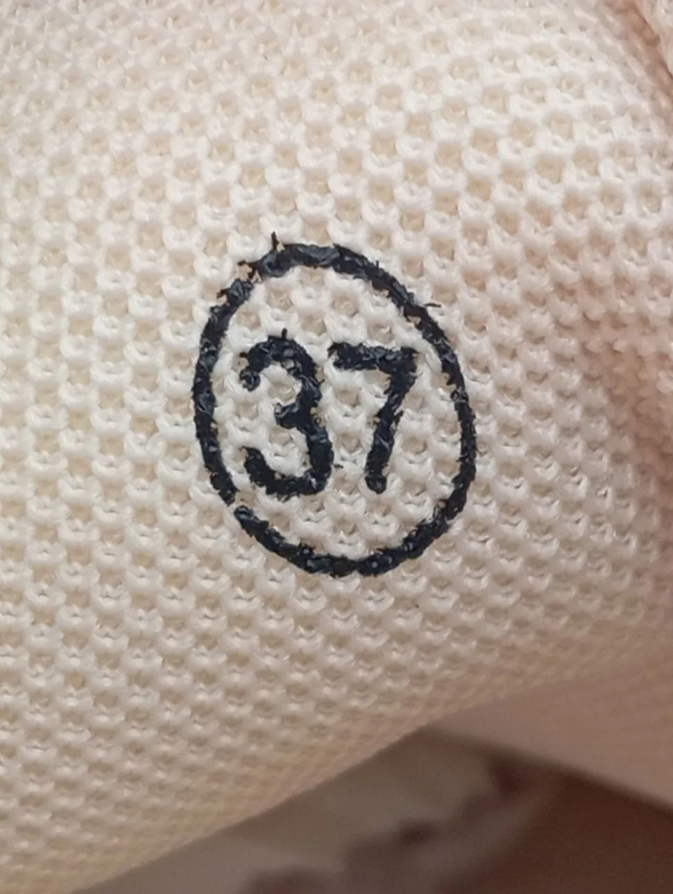 Schnürsneaker Größe 37