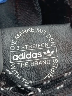 Schnürsneaker Größe 38,5