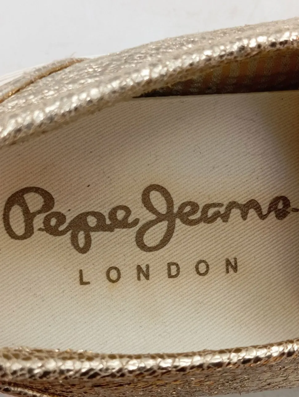 Schnürsneaker Größe 37