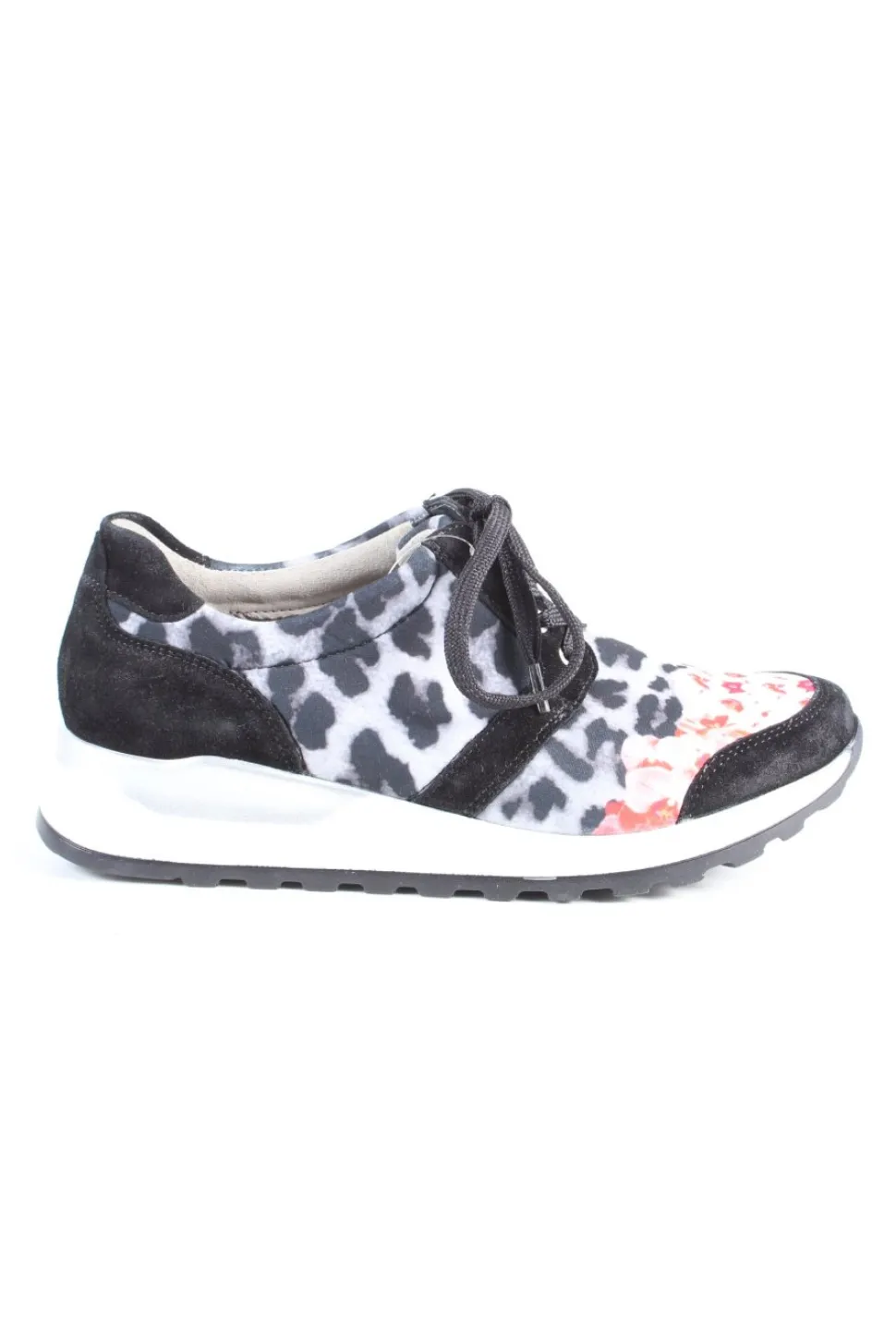 Schnürsneaker Größe 38