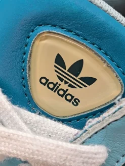 Schnürsneaker Größe 38,5