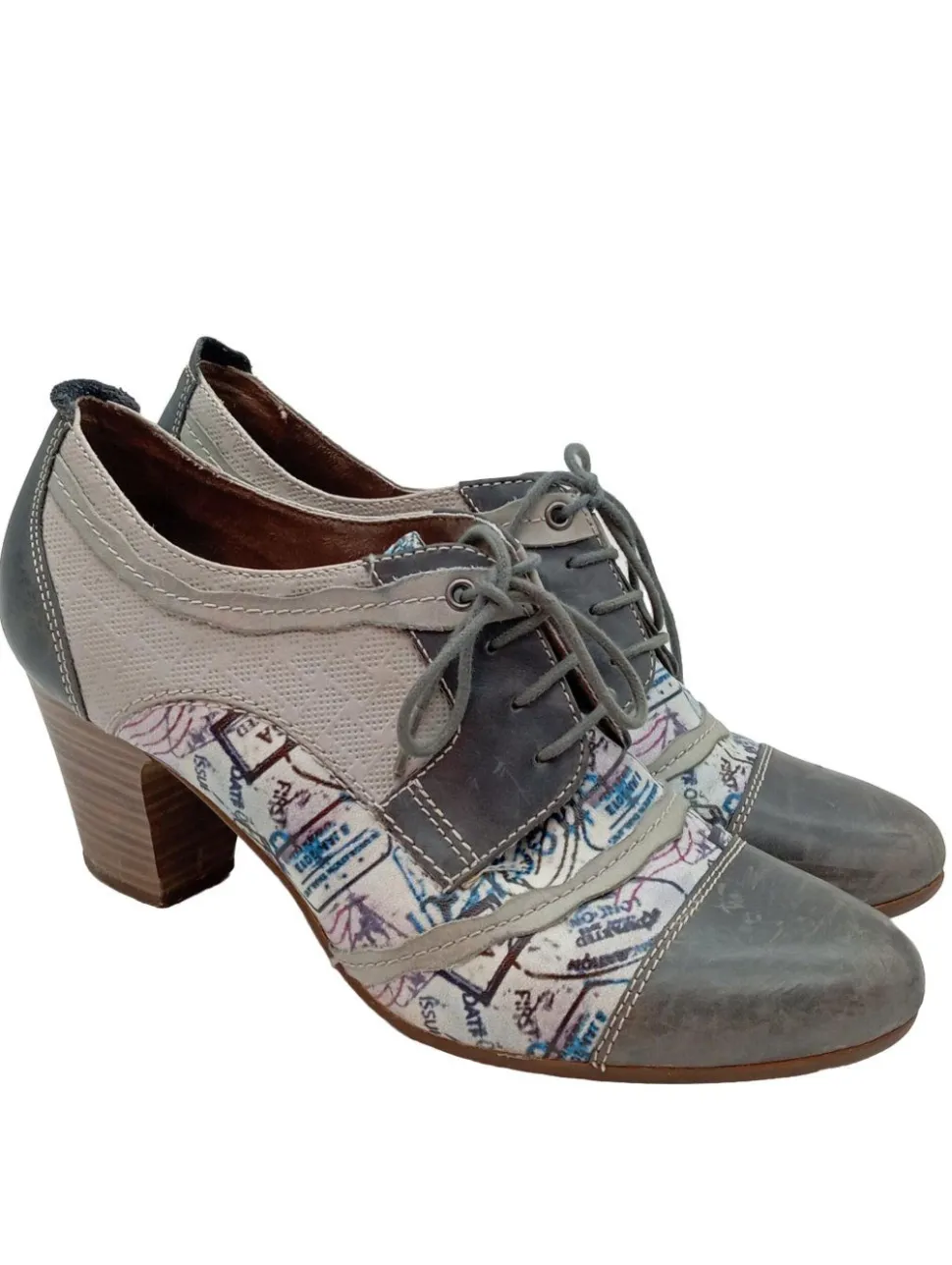 Schnür-Stiefeletten Größe 40