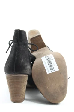 Schnür-Stiefeletten Größe 39