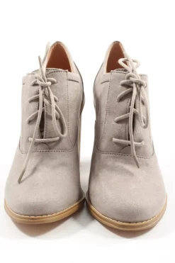 Schnür-Stiefeletten Größe 39