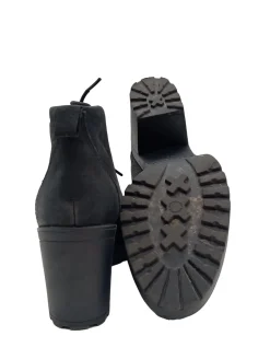 Schnür-Stiefeletten Größe 39