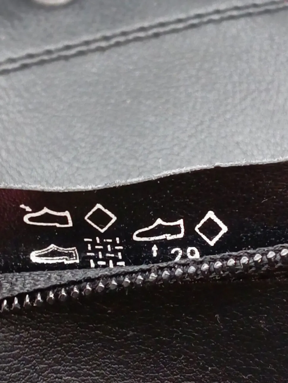 Schnür-Stiefeletten Größe 40